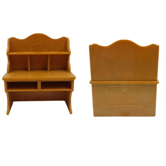 Epoch Calico Critters Sylvanian Families Stove Oven Desk Bed Upright Piano Lot - Picture 9 of 12